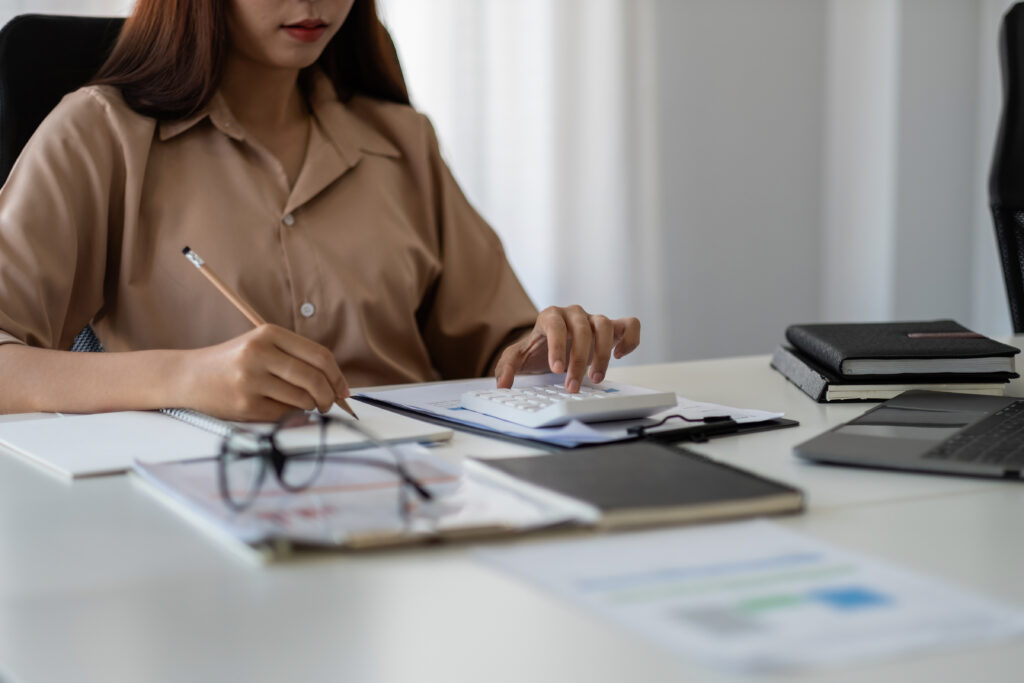 woman filing taxes